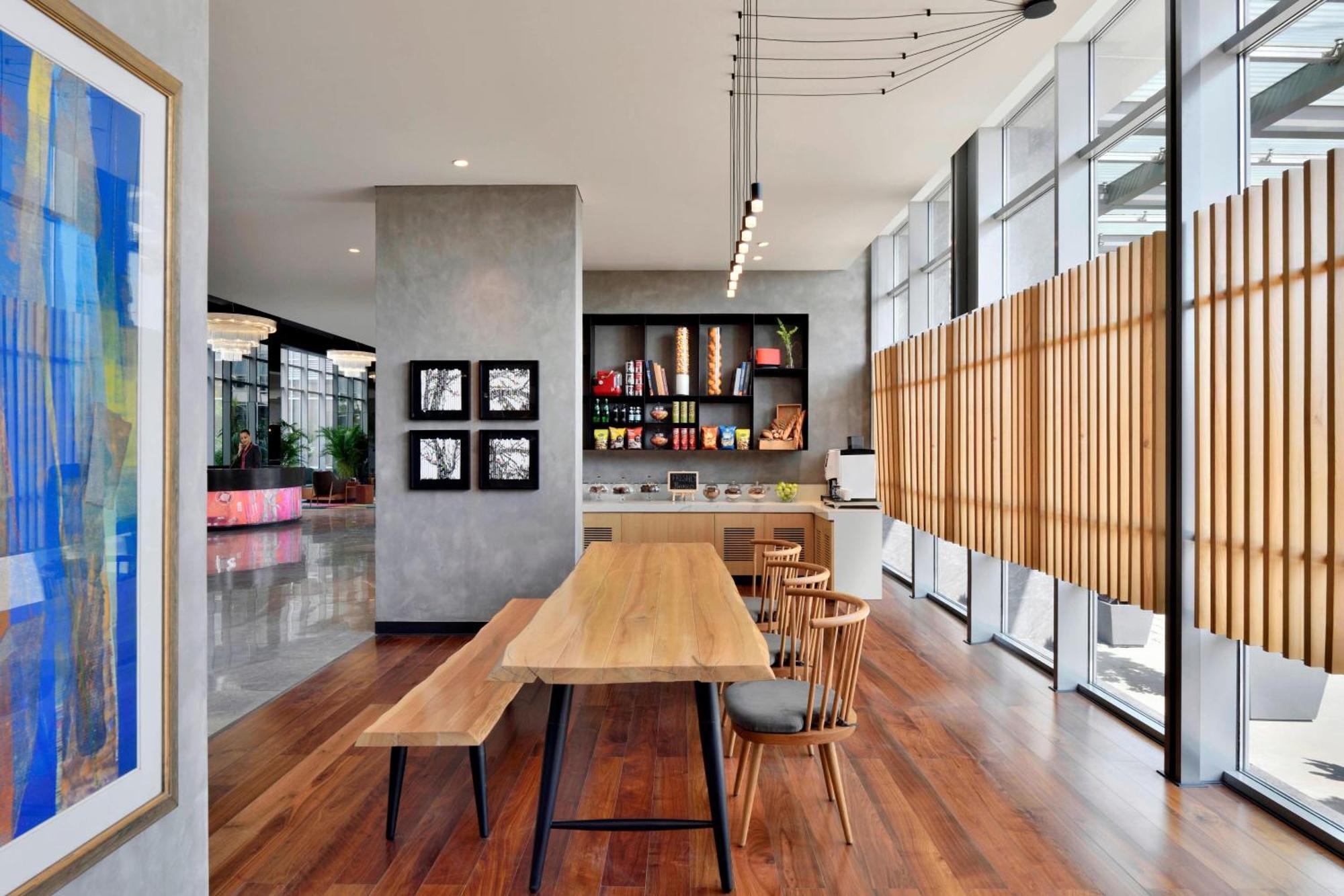 فندق ألوفت نيودلهي آيروسيتي المظهر الخارجي الصورة The kitchen at the 2014 Australian of the Year Awards